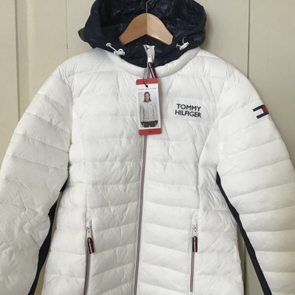 Tommy Hilfiger Women’s Packable Hooded Puffer Jacket White Medium NWT - Picture 9 of 10